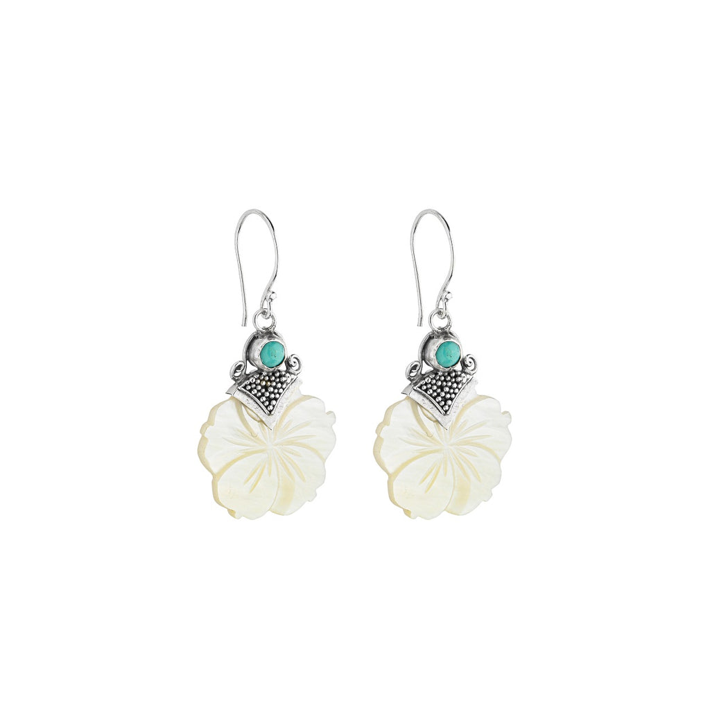Brinco de Prata Bali Pedra Natural Turquesa Flor Madrepérola